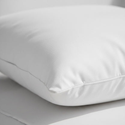 Détail du coton et du garnissage moelleux du coussin 50 x 50 cm