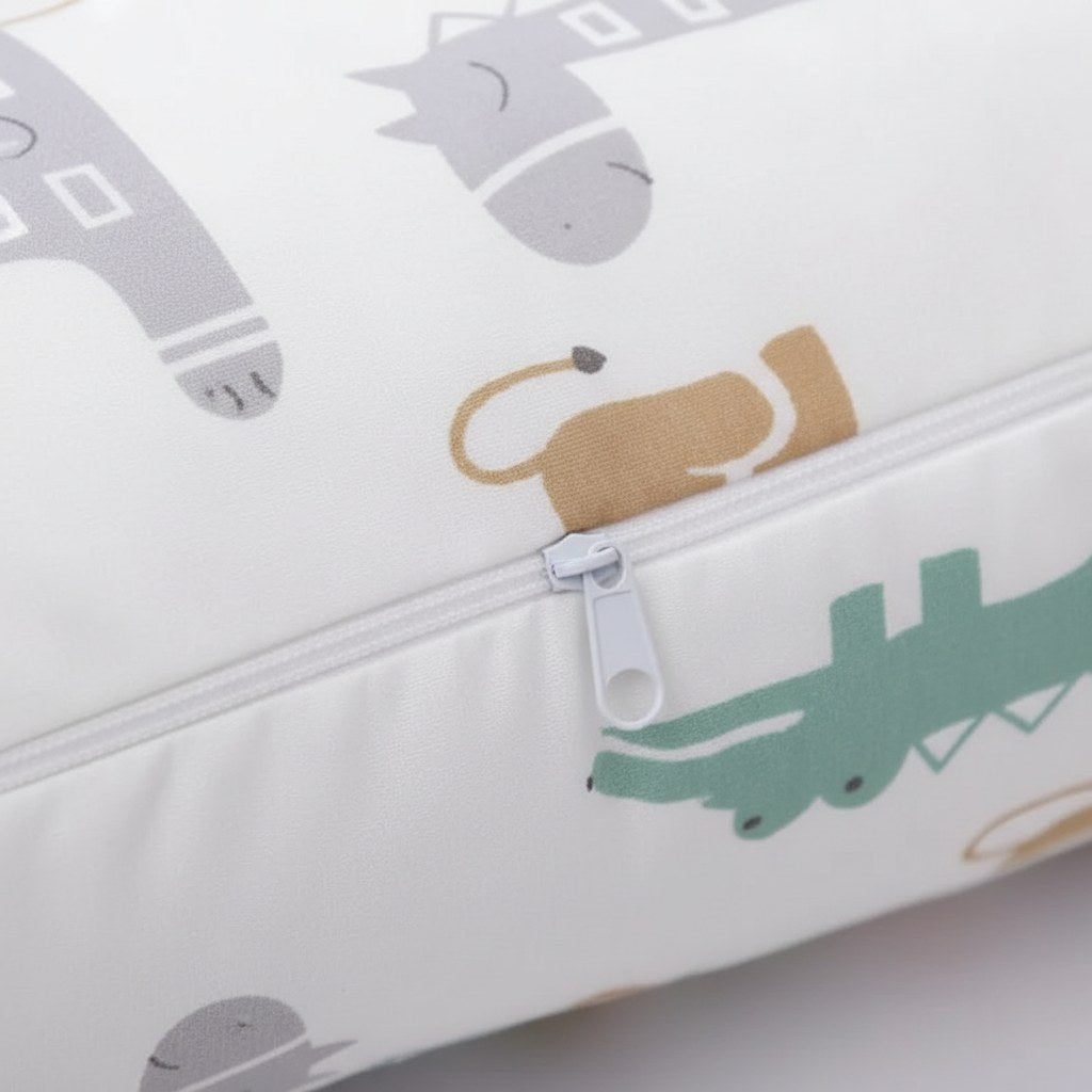 Détail de la fermeture de la housse amovible du coussin d'allaitement