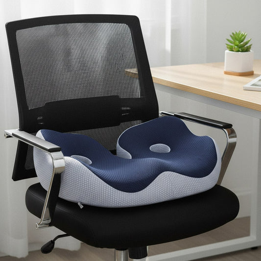 Coussin de siège à mémoire de forme sur une chaise de bureau