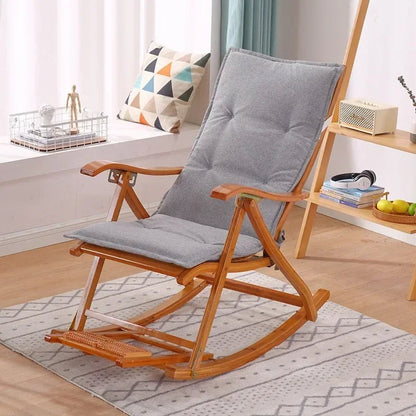 Coussin de fauteuil à dossier haut 48 x 120 cm gris sur un fauteuil à bascule