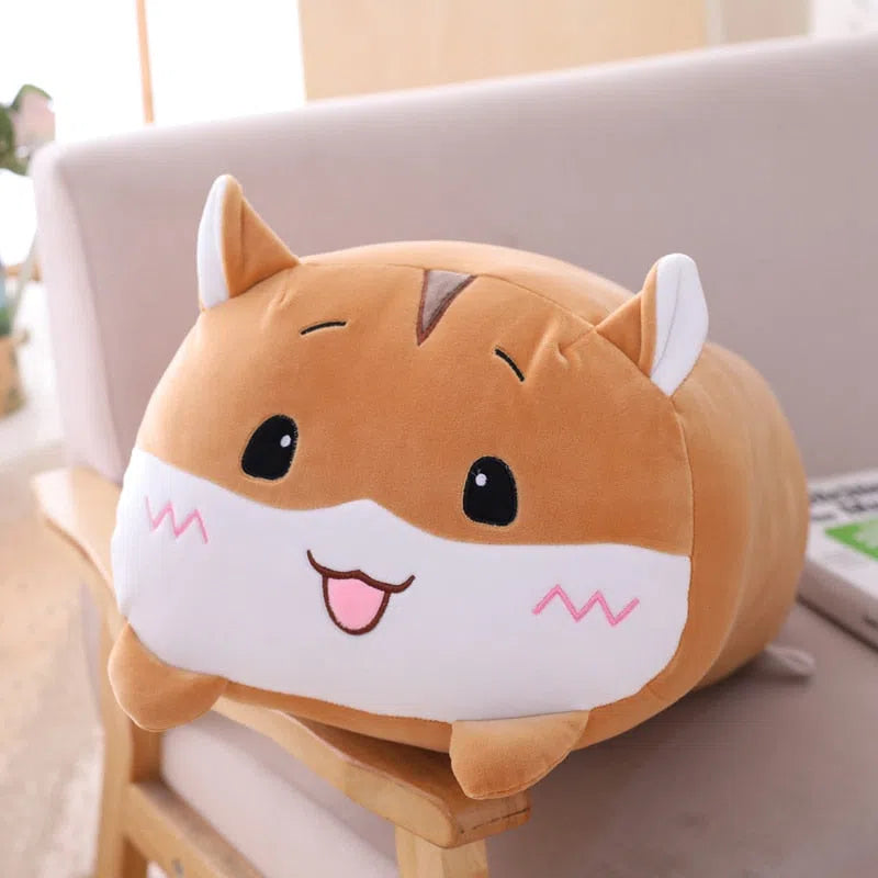 Coussins peluches en forme d'animaux Hamster roux 