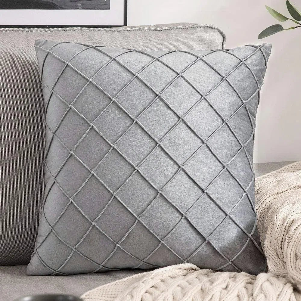 Housse de coussin en velours à losanges plissés gris