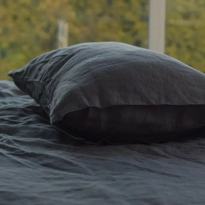 Housse de coussin 100 % lin noir