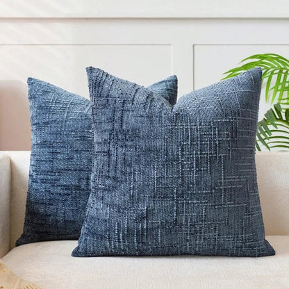 Housse de coussin 50 x 50 cm en chenille texturée bleu jean