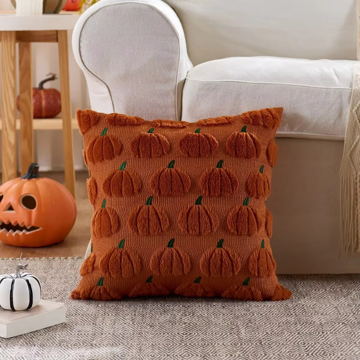 Housse de coussin d'automne en peluche, modèle citrouilles rouille