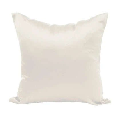 Housse de coussin effet soie en satin, coloris ivoire
