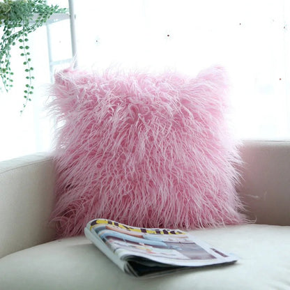 Housse de coussin fausse fourrure à poils longs rose